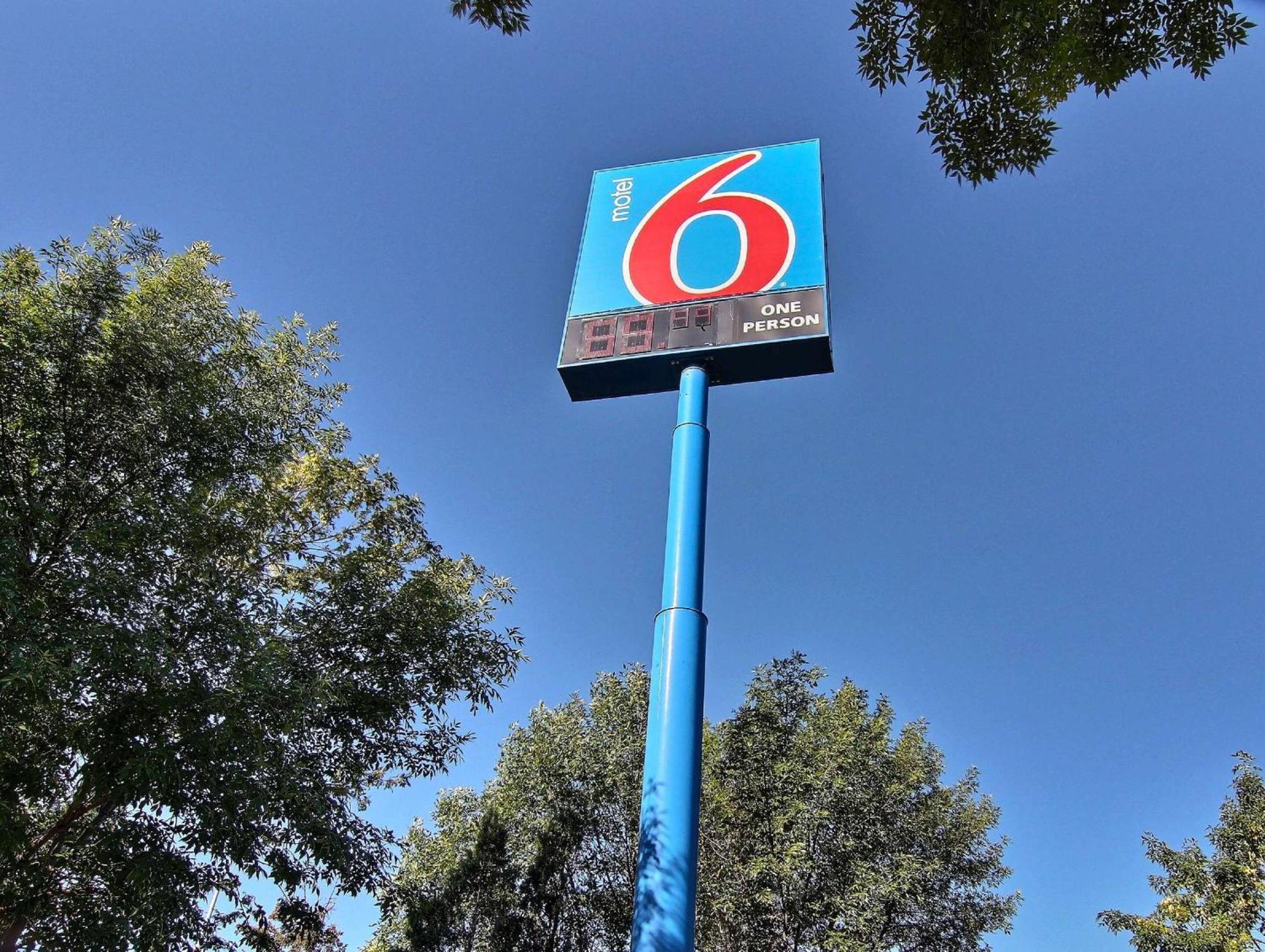 Motel 6-Bismarck, Nd Zewnętrze zdjęcie