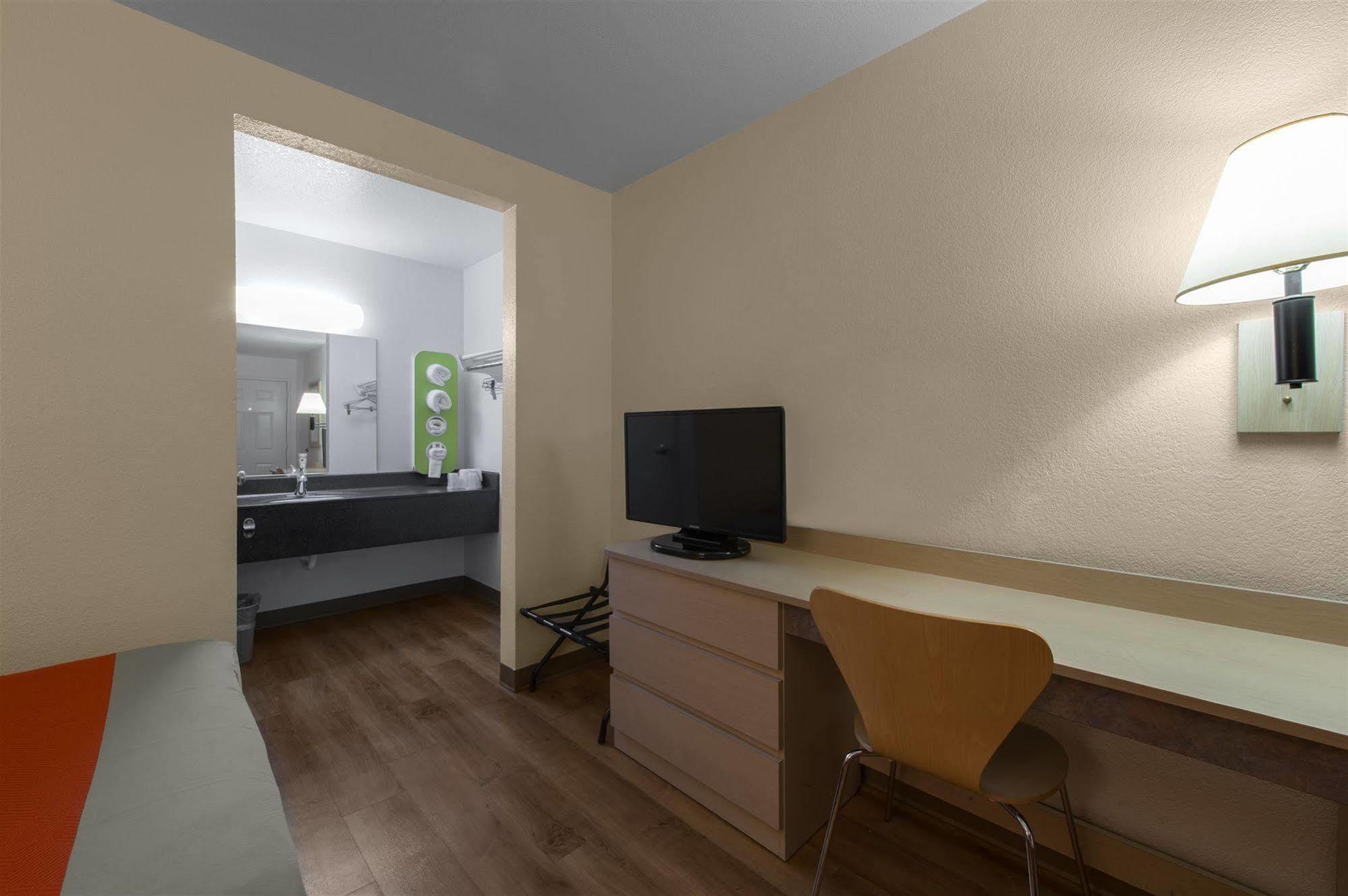 Motel 6-Bismarck, Nd Zewnętrze zdjęcie